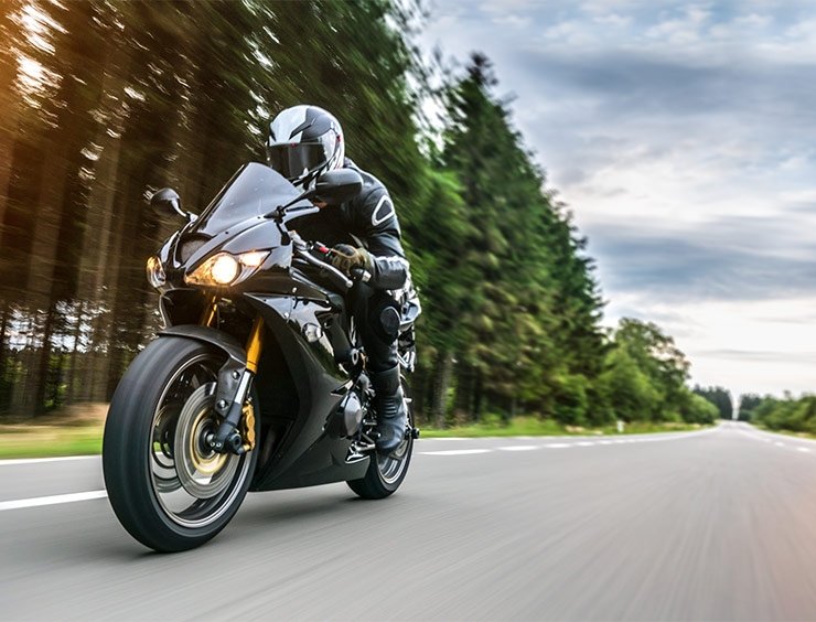 Freno anteriore o freno posteriore? Quali freni usare in moto