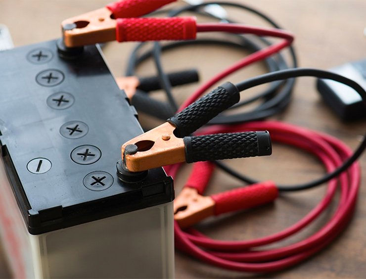 Collegare i cavi della batteria: le precauzioni per una procedura sicura