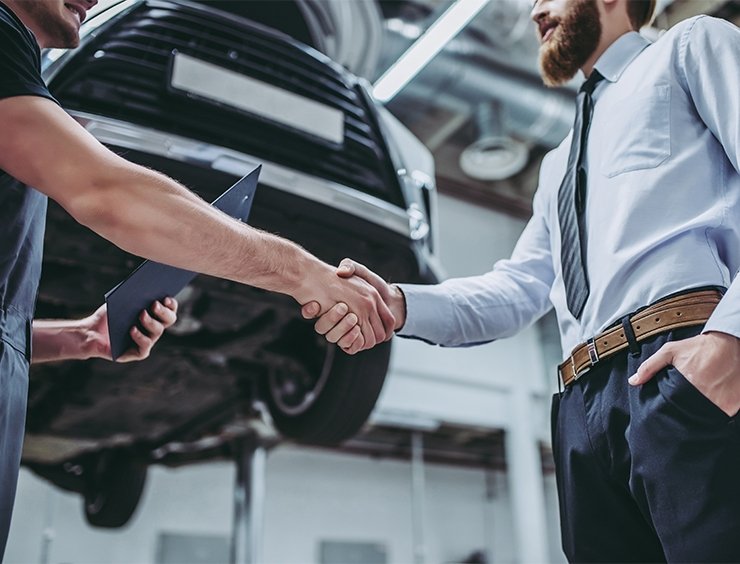 Che differenza c'è tra tagliando e revisione?