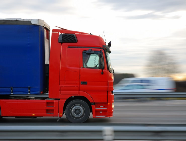 Revisione autocarri: ogni quanto va fatta?