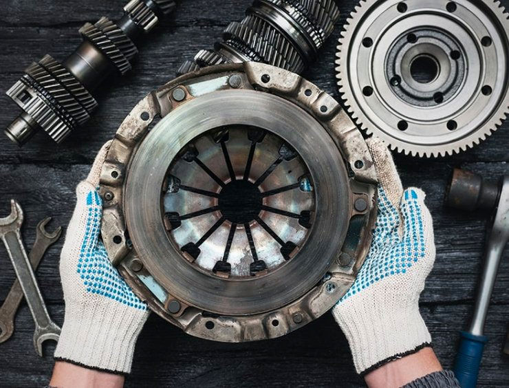 Frizione consumata e stile di guida 