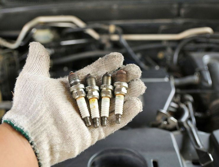 Candele auto: cosa sono e come sono fatte