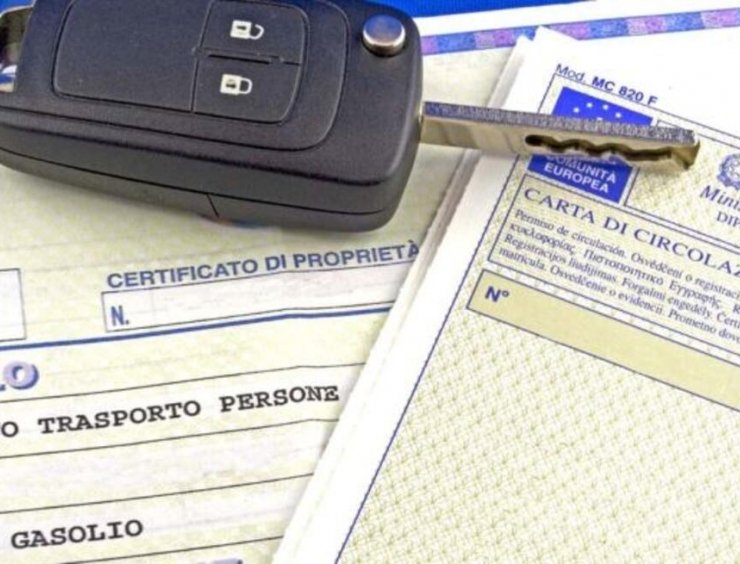 libretto dell'auto