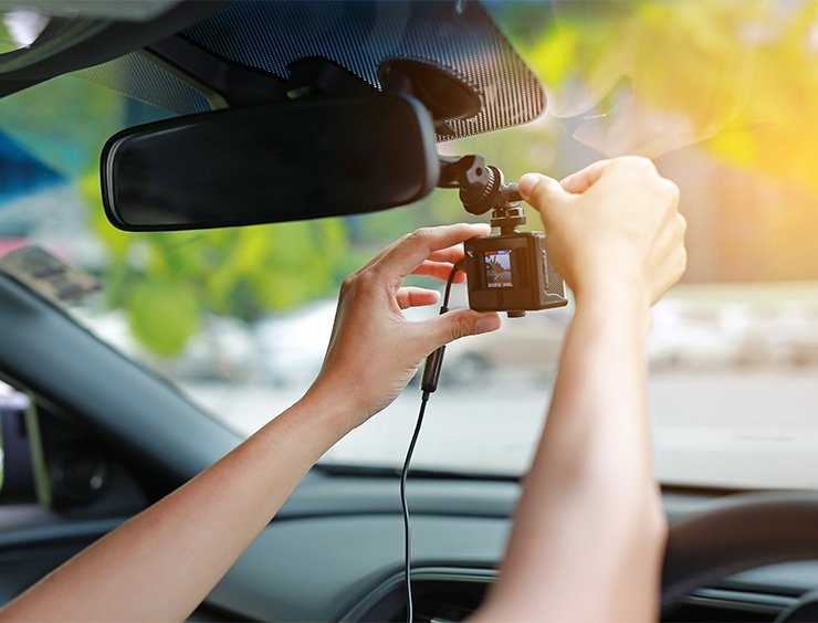Come installare la telecamera per auto